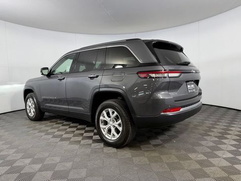 Certified 2023 Jeep Grand Cherokee Limited AWD/4WD image 9