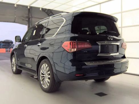 Used 2017 INFINITI QX80 4WD w/ Deluxe Technology Package image 3