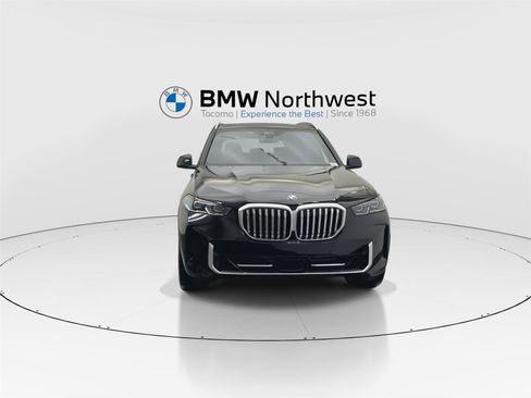 New 2026 BMW X5 xDrive40i w/ Climate Comfort Package image 7