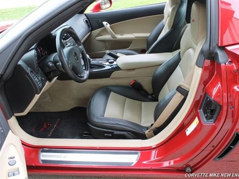 Used 2012 Chevrolet Corvette Grand Sport w/ 3LT Preferred Equipment Group RWD image 37