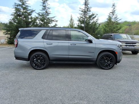 Used 2022 Chevrolet Tahoe RST w/ Sport Performance Package AWD/4WD image 4