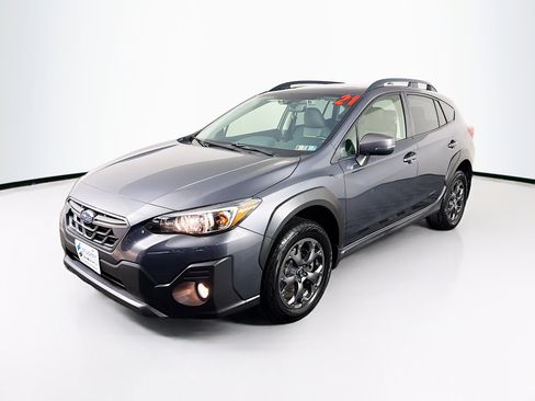 Used 2021 Subaru Crosstrek 2.5i Sport w/ Moonroof Package image 4