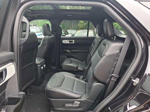 Used 2021 Ford Explorer ST w/ Equipment Group 401A AWD/4WD image 10