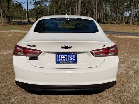 Used 2024 Chevrolet Malibu LT w/ Sport Edition image 4