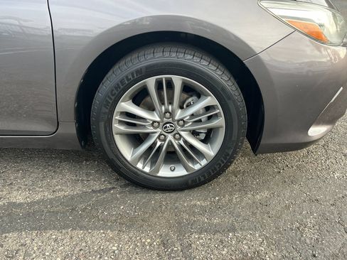 Used 2017 Toyota Camry SE FWD image 45