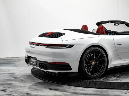 Used 2021 Porsche 911 Carrera 4 image 19