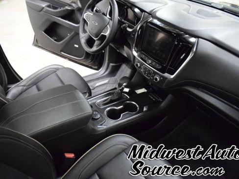 Used 2023 Chevrolet Traverse Premier w/ Redline Edition image 29