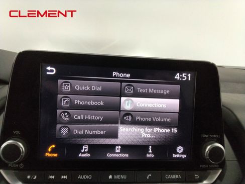 Used 2024 Nissan Rogue SV image 20