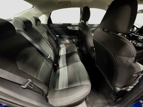 Used 2023 Kia Forte LXS FWD image 25