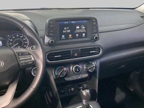 Used 2020 Hyundai Kona SEL FWD image 7