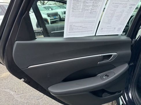 Certified 2023 Hyundai Sonata SEL w/ Convenience Package image 32