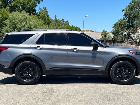 Certified 2022 Ford Explorer Timberline AWD/4WD image 3