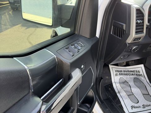 Used 2019 Ford F150 Lariat image 11