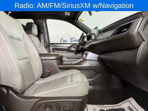Used 2021 GMC Yukon XL SLT w/ SLT Luxury Plus Package image 19
