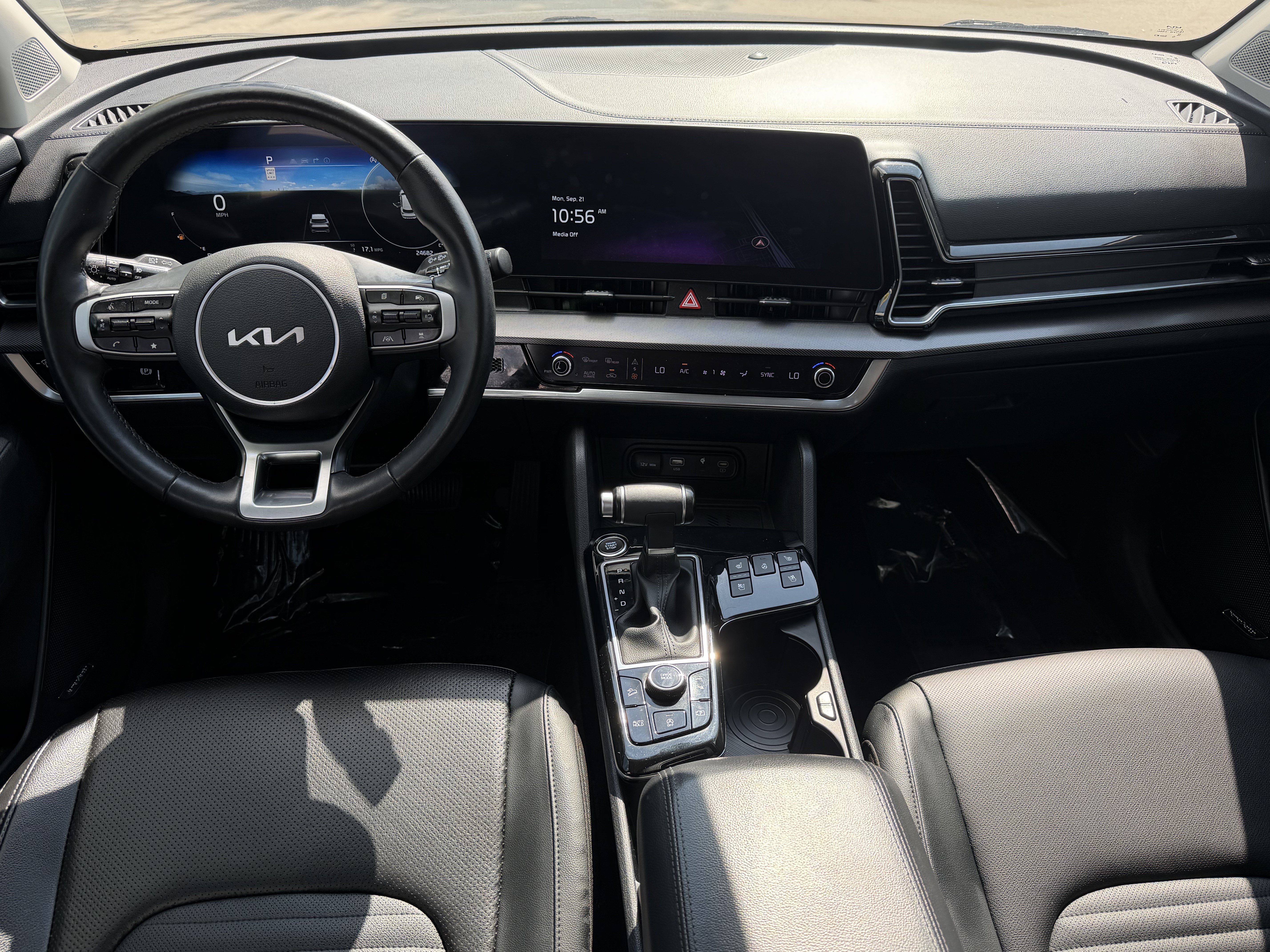 Used 2023 Kia Sportage SX FWD image 9