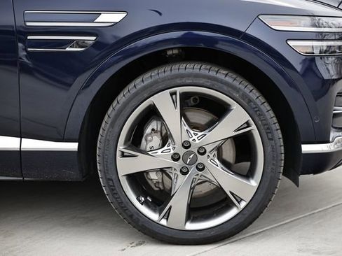 Used 2023 Genesis GV80 2.5T w/ Prestige Package image 5