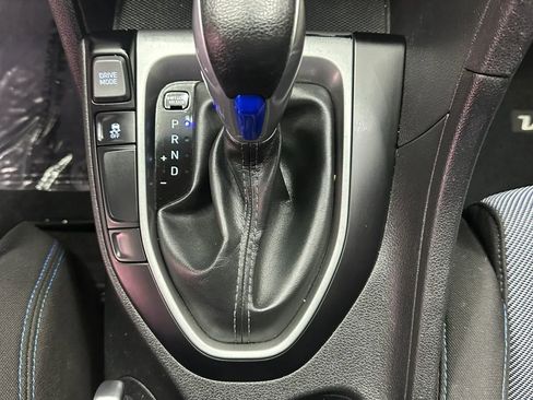 Used 2019 Hyundai Veloster 2.0 FWD image 20