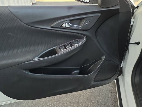 Used 2018 Chevrolet Malibu LS image 9