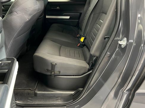 Used 2024 Toyota Tacoma TRD Off-Road image 21