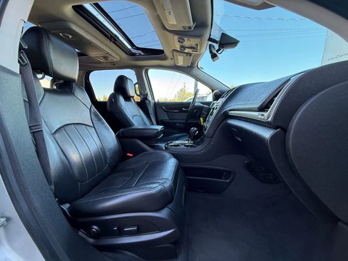 Used 2015 GMC Acadia Denali image 16