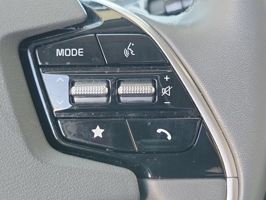 Used 2024 Kia Niro EX FWD image 25