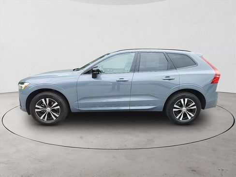 Certified 2024 Volvo XC60 B5 Core AWD/4WD image 2
