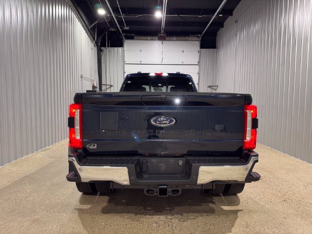 Used 2023 Ford F450 Lariat w/ Lariat Ultimate Package AWD/4WD image 7