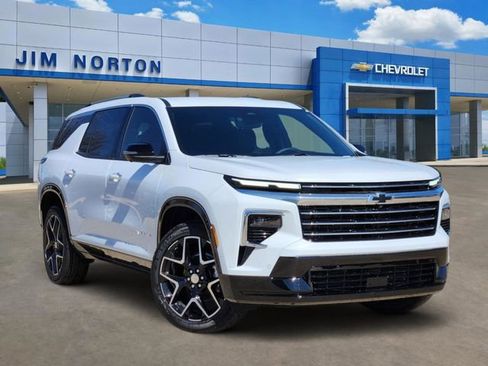 New 2026 Chevrolet Traverse High Country w/ LPO, Floor Liner Package image 1