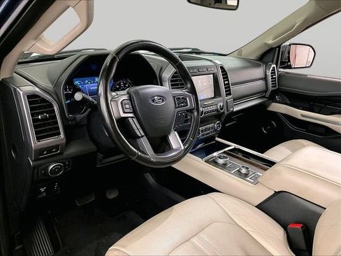 Used 2019 Ford Expedition Platinum AWD/4WD image 13