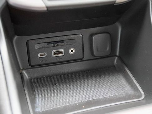 Used 2023 GMC Terrain AT4 image 25