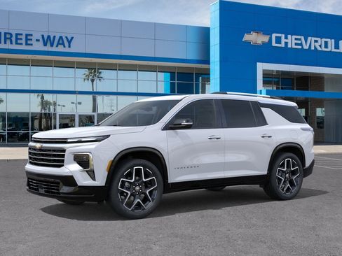 New 2026 Chevrolet Traverse High Country FWD image 2