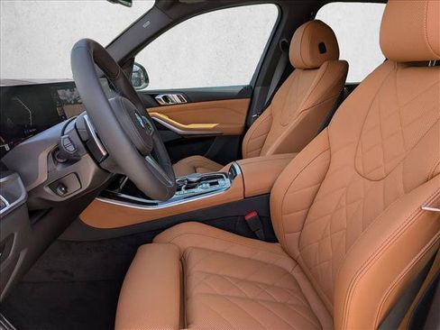 Used 2026 BMW X5 xDrive40i w/ M Sport Package AWD/4WD image 4