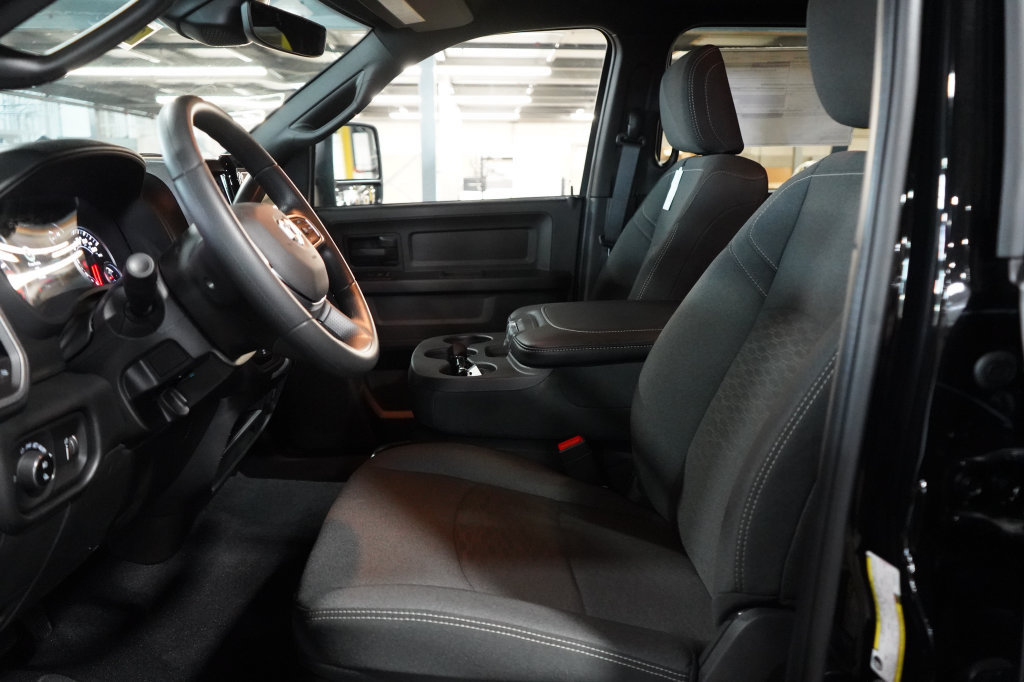 New 2027 RAM 3500 Tradesman AWD/4WD image 13