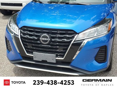 Used 2023 Nissan Kicks SV FWD image 14