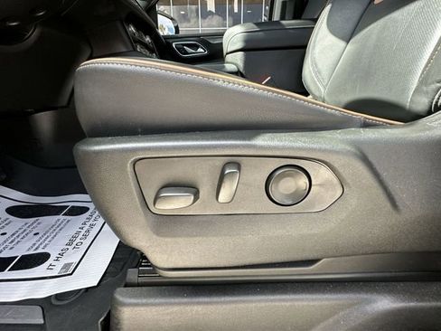 Certified 2024 GMC Yukon XL AT4 w/ AT4 Premium Package AWD/4WD image 20