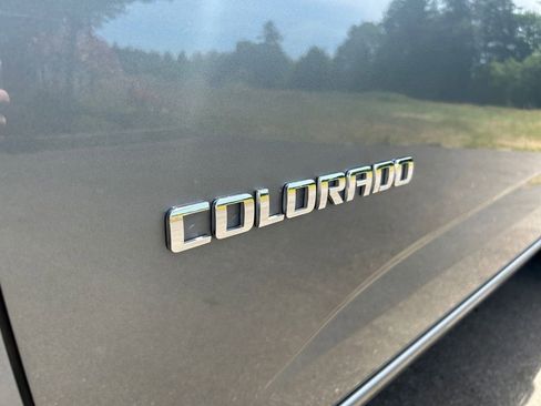 Used 2019 Chevrolet Colorado Z71 image 30