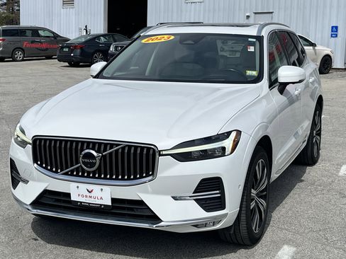Used 2023 Volvo XC60 B5 Ultimate AWD/4WD image 3