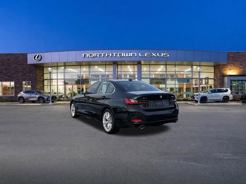 Used 2025 BMW 330i xDrive Sedan w/ Convenience Package AWD/4WD image 22
