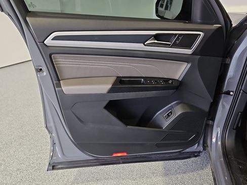 Certified 2021 Volkswagen Atlas Cross Sport SEL R-Line w/ Cross Sport MDO Package FWD image 13