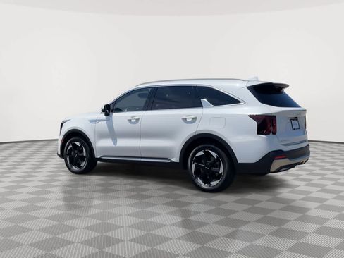 Used 2025 Kia Sorento EX AWD/4WD image 6