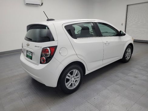 Used 2016 Chevrolet Sonic LT FWD image 10