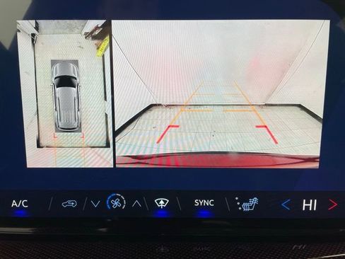 New 2026 Chevrolet Traverse Z71 w/ Driver Confidence Package image 5