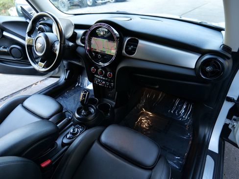 Used 2023 MINI Cooper S image 37