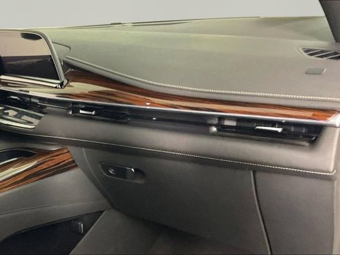 Certified 2023 Cadillac Escalade Premium Luxury AWD/4WD image 25