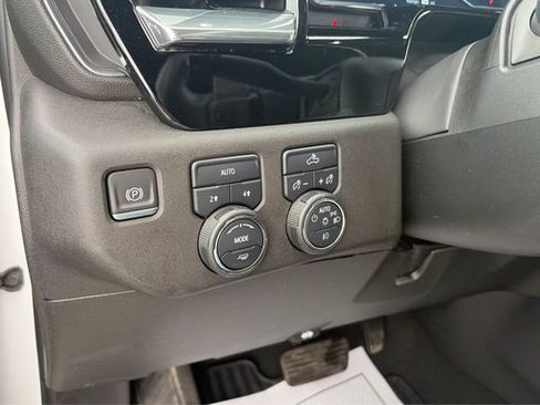 Used 2023 Chevrolet Silverado 1500 RST w/ Convenience Package II AWD/4WD image 17