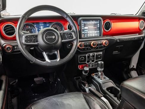 Used 2018 Jeep Wrangler Unlimited Rubicon AWD/4WD image 7