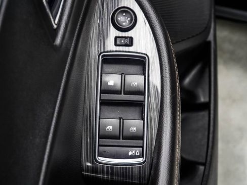Used 2017 Chevrolet Impala Premier FWD image 33