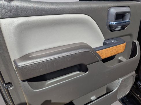 Used 2018 Chevrolet Silverado 1500 LTZ w/ Texas Edition image 22