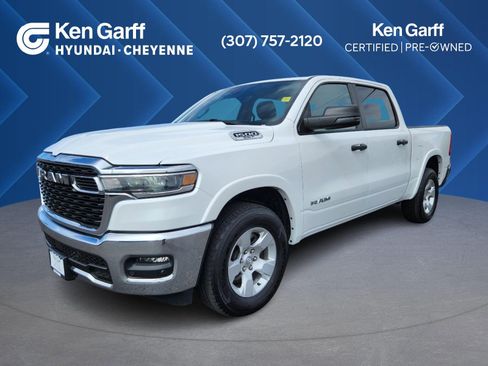 Used 2025 RAM 1500 Big Horn AWD/4WD image 1