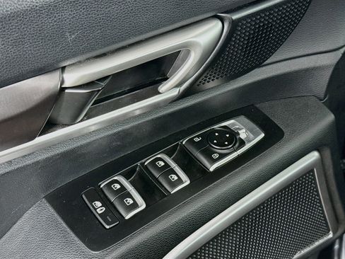 Used 2025 Kia Telluride S FWD image 24